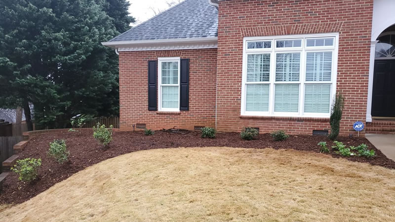 Landscaping Tips To Sell Your Mauldin SC Home